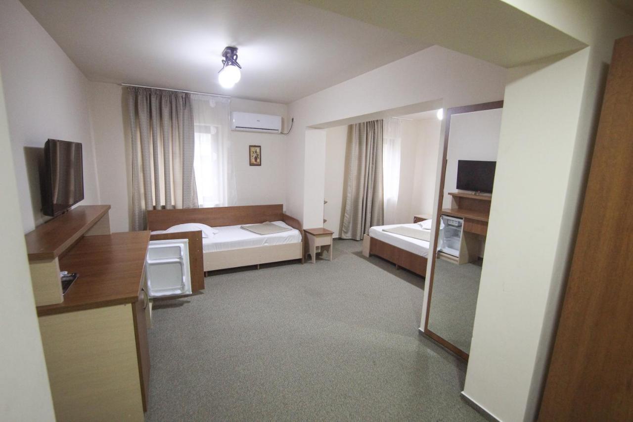 Teju Hotels Slănic Extérieur photo